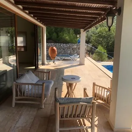 别墅 Olive Villa 马尔马里斯