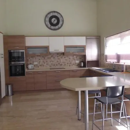 Olive Villa * 马尔马里斯
